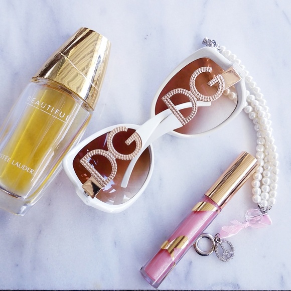 DG Accessories - New White & Gold DG Sunglasses Women's Designer DG Accessories - New White & Gold DG Sunglasses Women's Designer